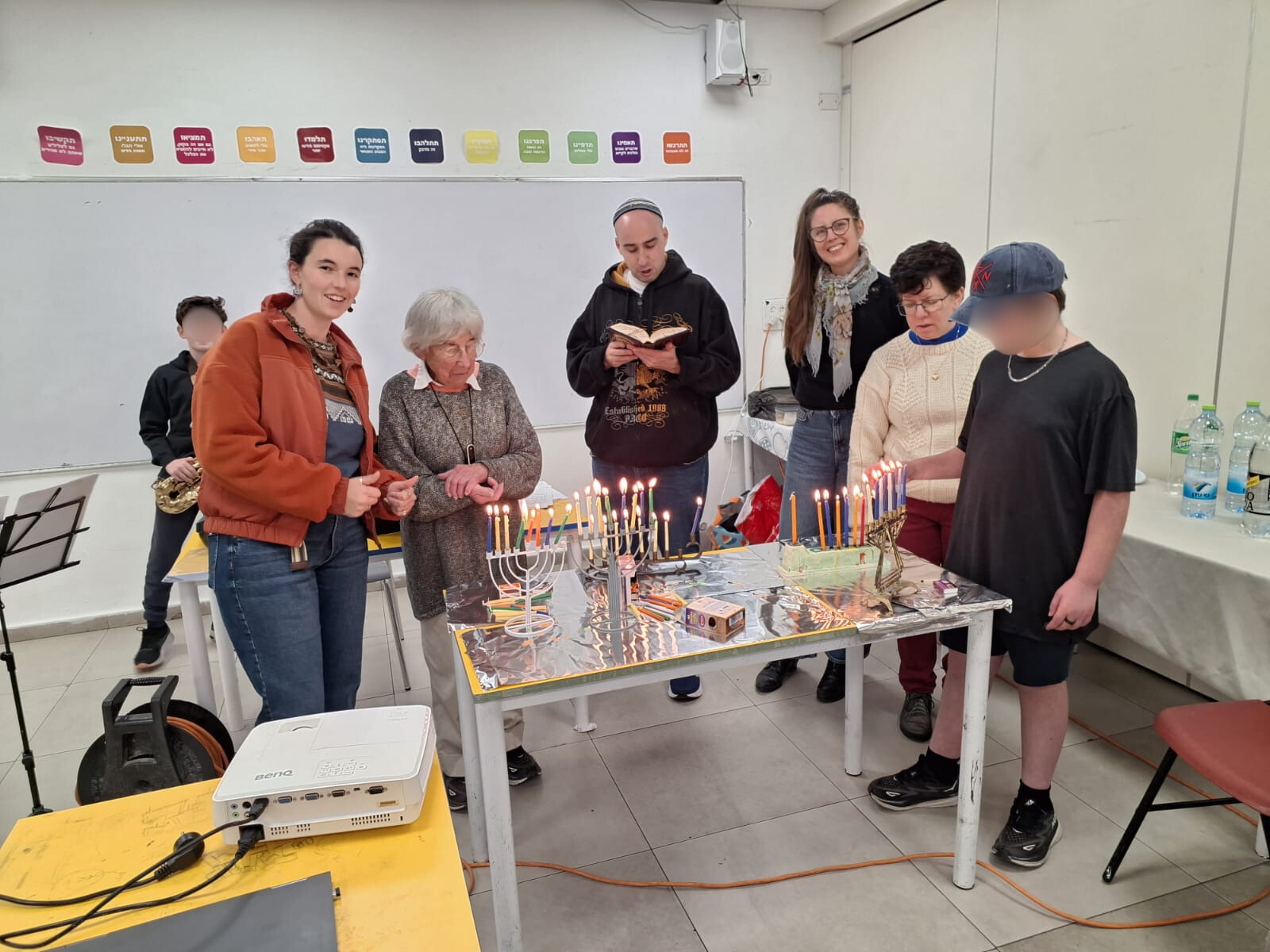 חנוכה תשפו הדלקת נרות