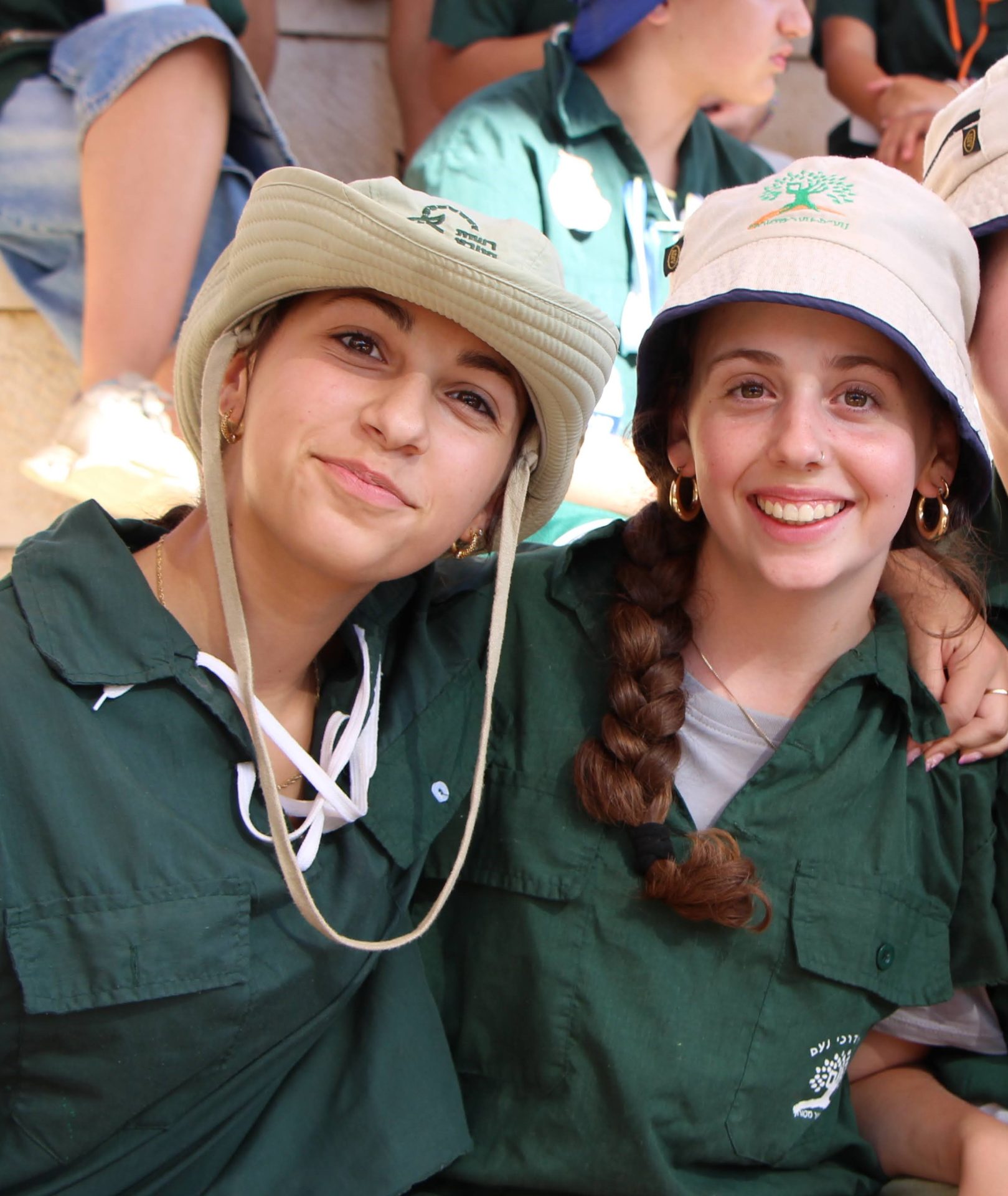 עדי וטין (מימין) ויער ברבש (משמאל) יושבות ראש מועצת נוע"ם